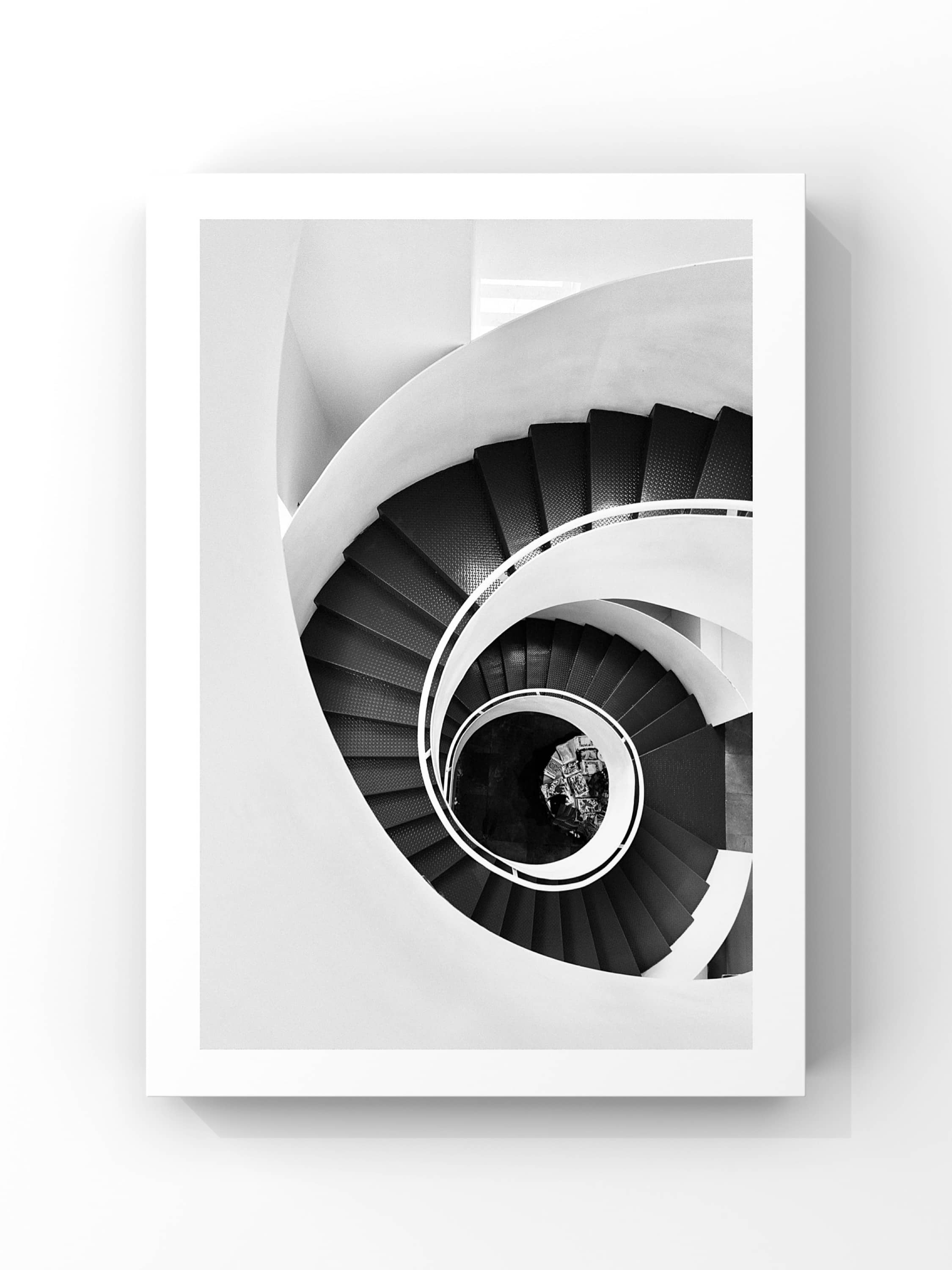 Spiral Merdiven – Siyah Beyaz Mimari Poster Tablo